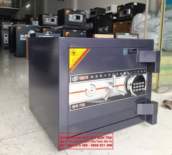 Két Sắt Thép Tấm Cường Lực Mặt Cánh